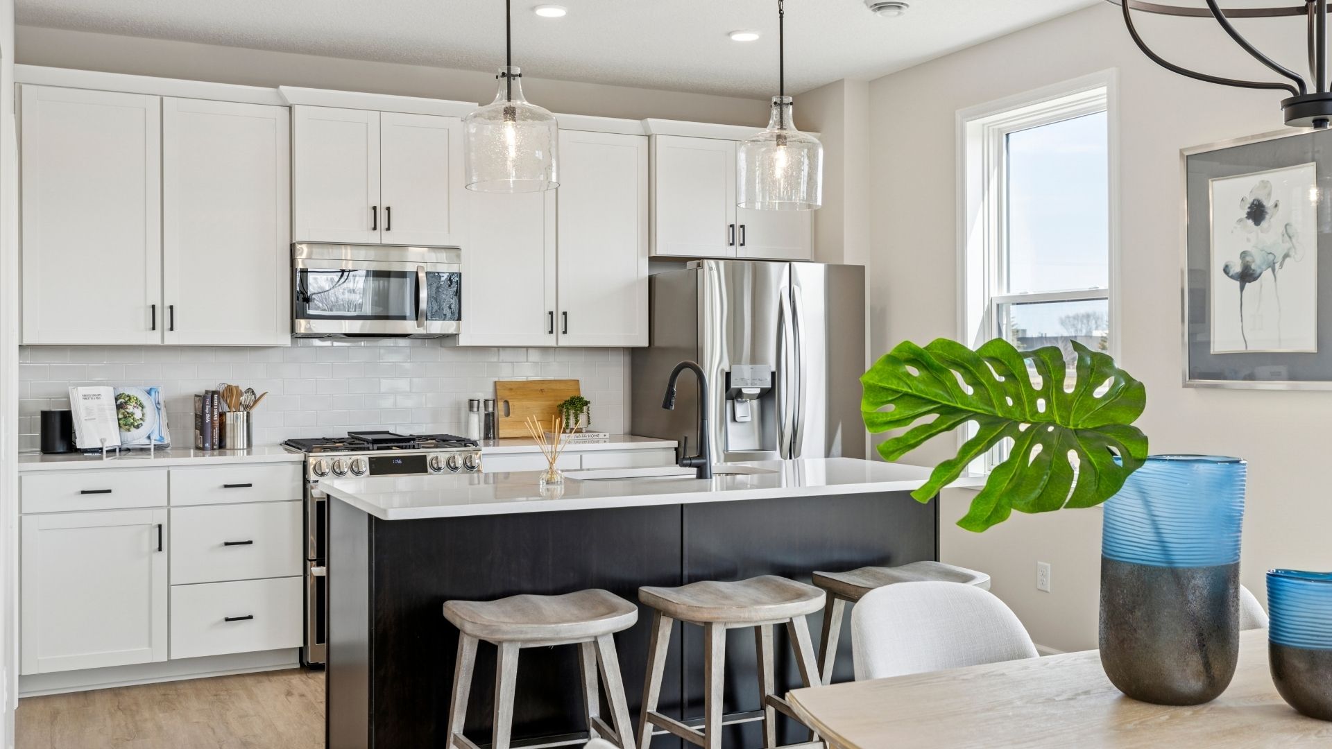 3472 Knightsbridge Trail N